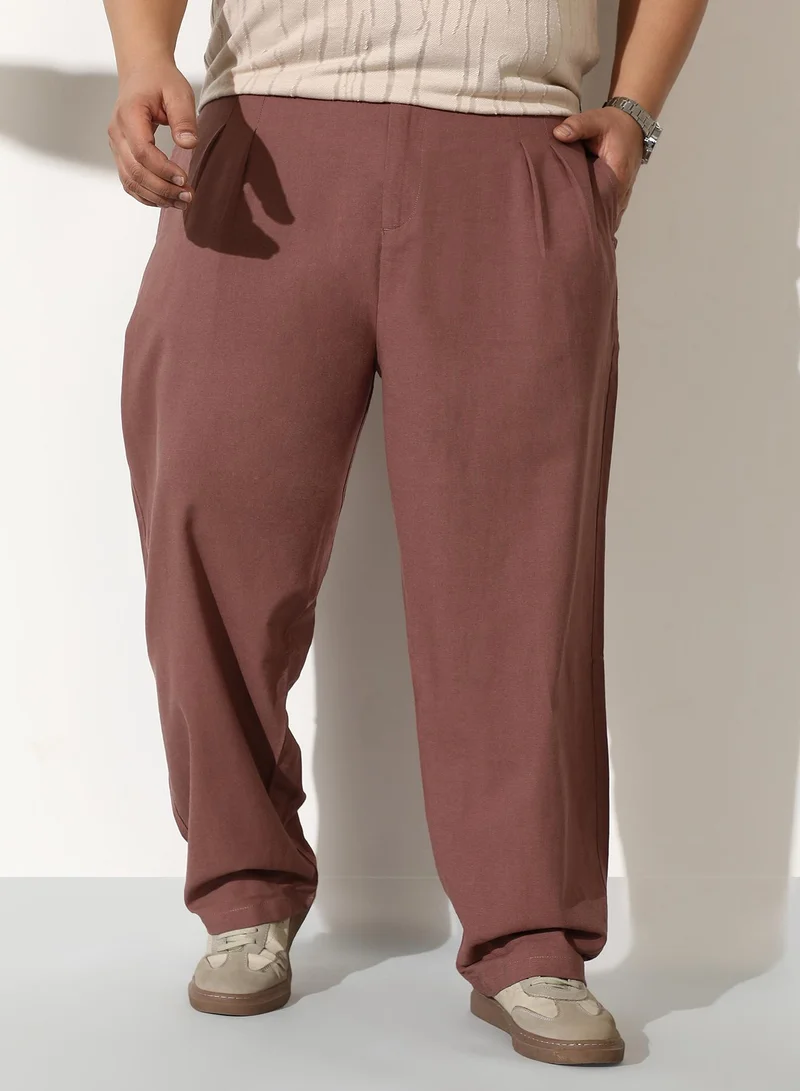 انستافاب بلس بنطلون كتان رجالي مطوي بخصر متوسط وحزام ممتد بإغلاق مزدوج وزر وهيم مستقيم بنسيج سادة منسوج للاستخدام اليومي والكاجوال بلون بني عنبي