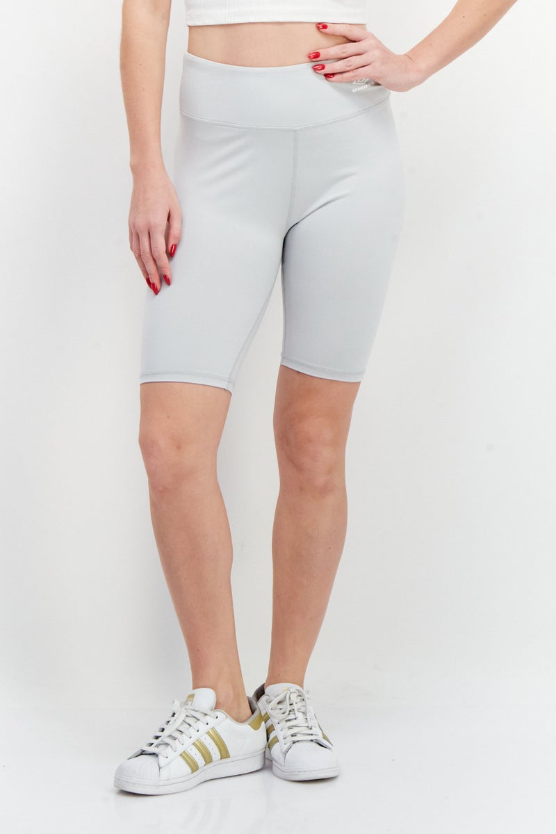 umbro شورتات ركوب الدراجات الرياضية للنساء، أبيض ضبابي - Image 1