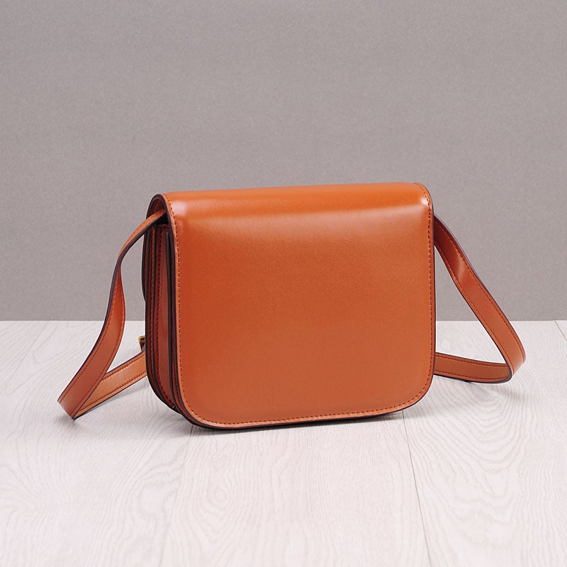 2025 Trendyy New Small Square Bag Single Shoulder Crossbody Tofu Bag Stewardess Bag Box Retro Cowhide Women'S Bag - Image 3