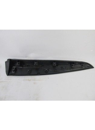 Tw Renault Clio- Sport Tourer- 13/16; Rear Door Strip Left (Type Without Nickel Plating) ( )  - Image 2