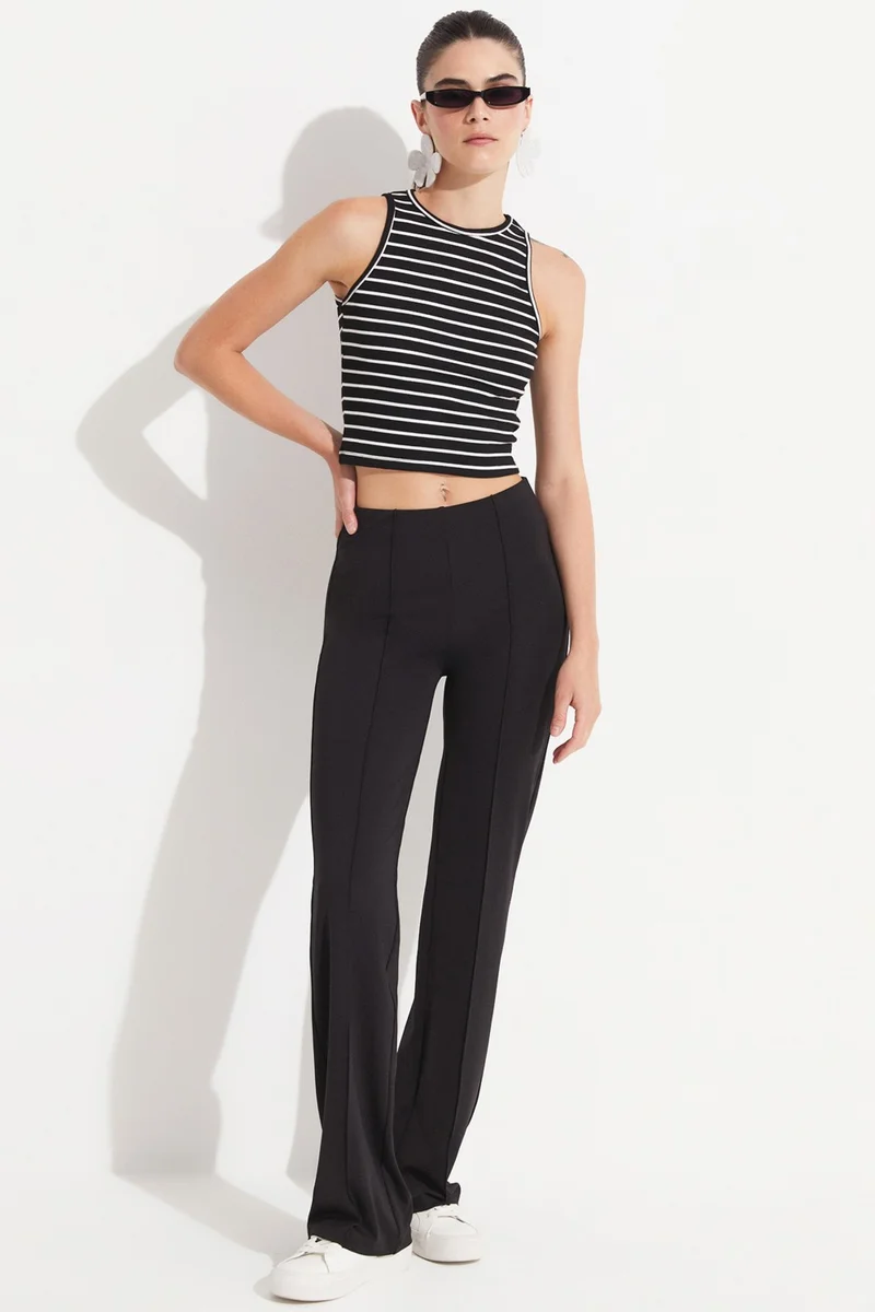 جون Crop Knitted Bodysuit