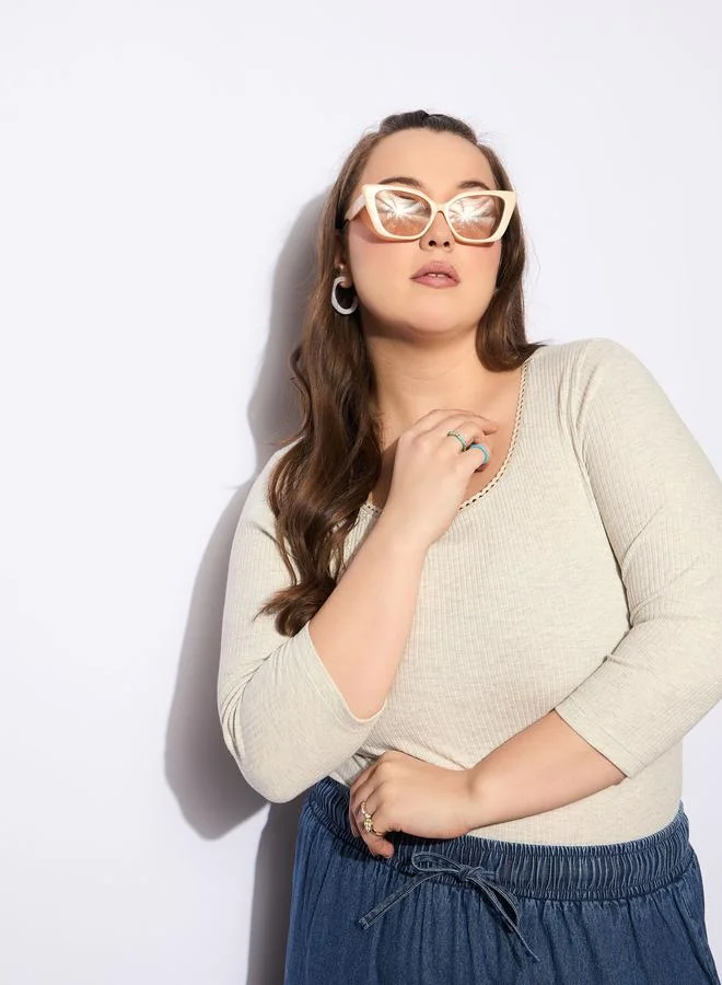 SASSAFRAS Sassafras Plus Size Melange Round Neck Lace Detail Top