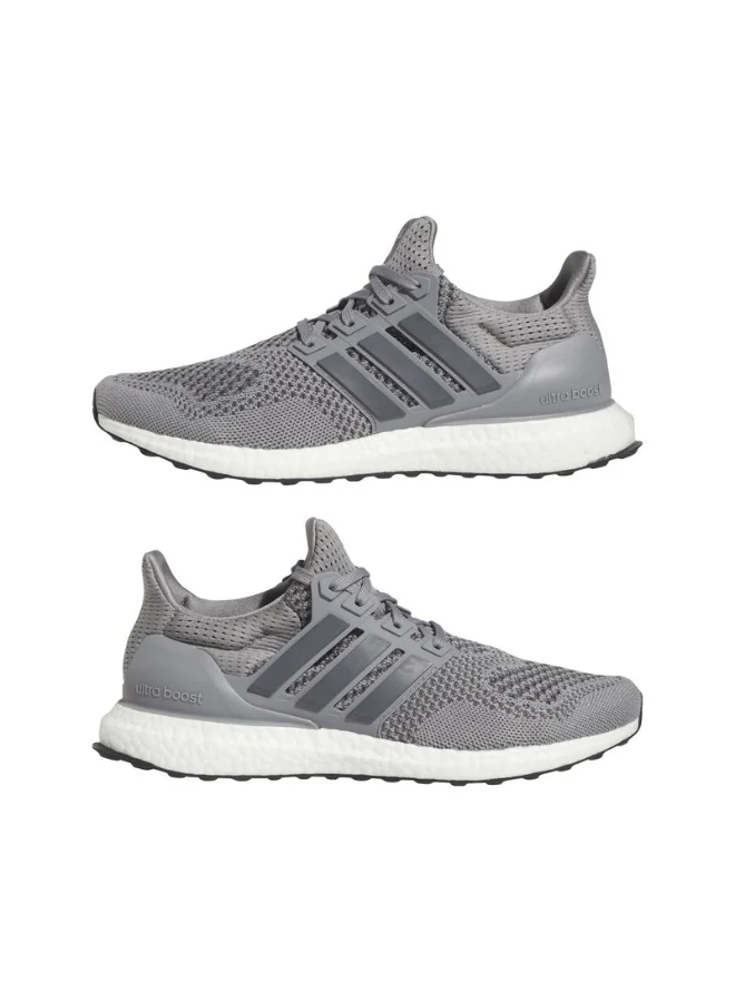adidas أحذية رياضية الترا بوست . رمادية للرجال