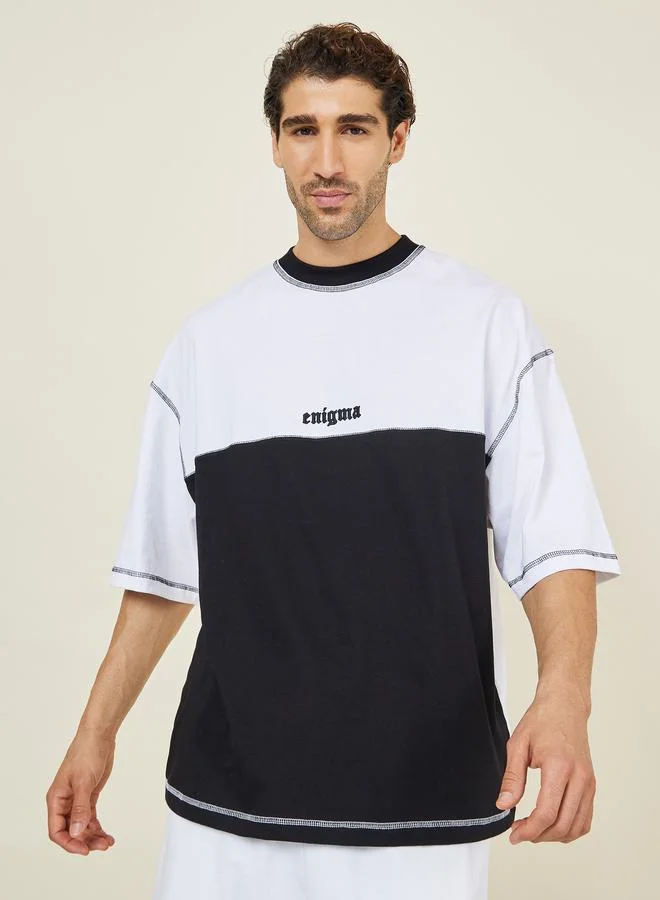 Styli Enigma Minimal Embroidered Colorblock Boxy T-shirt