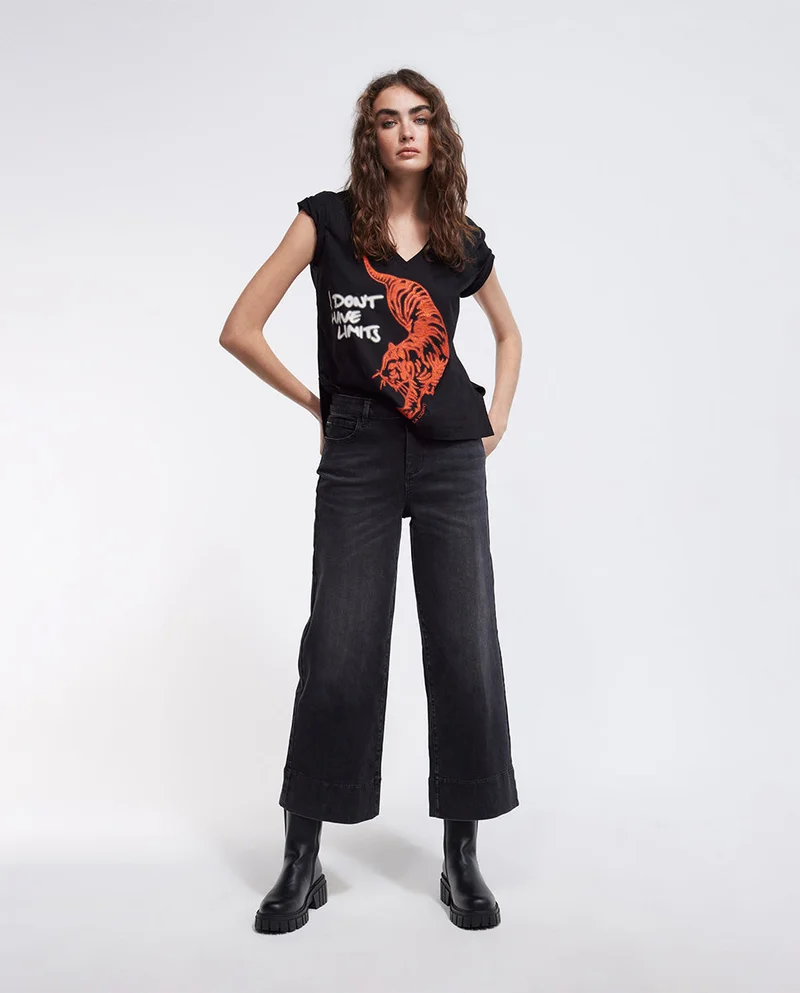 Lola Casademunt DiamantÃ© tiger T-shirt