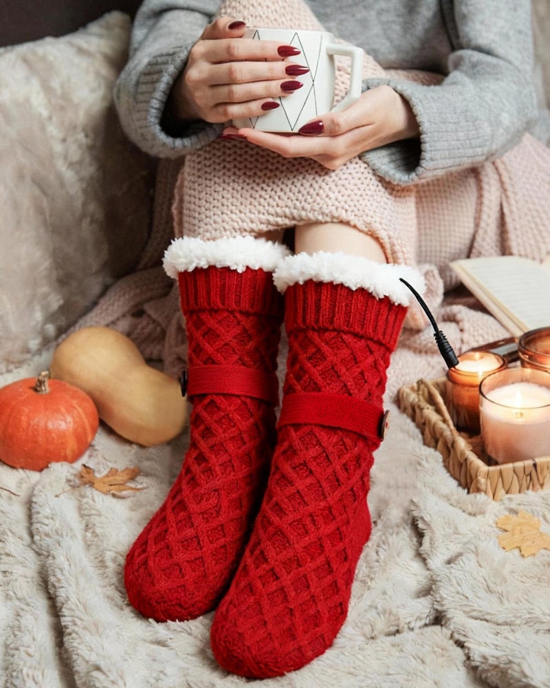Chicingyou Electric Heated Fleece Socks for Men Women, Winter USB Heating Pad Knitted Socks Foot Heater Anti-Slip Thermal Indoor Footwear Foot Warmer Fit for Women's 5-10 Men's 4-8(Button,Red) - Image 3