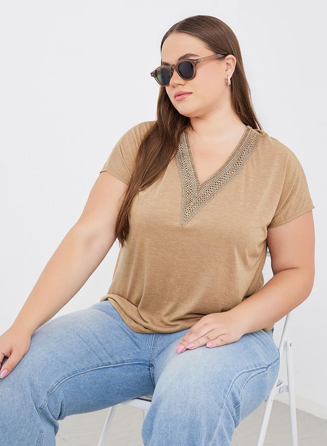 Styli Plus Brown T-Shirt with Lace Detail - Image 1