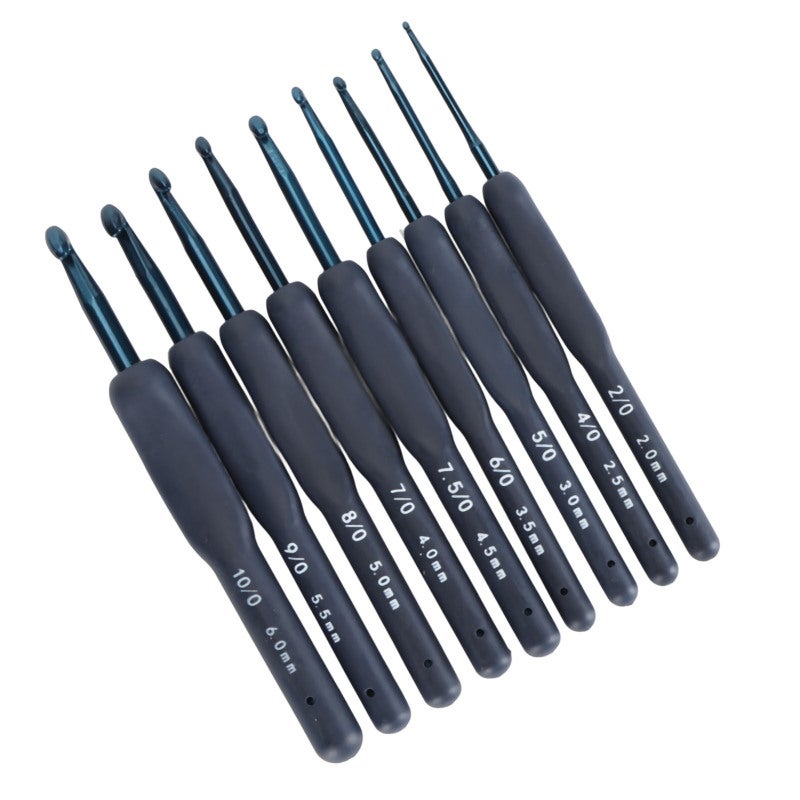 Ergonomic Crochet Hooks Set: 9 Sizes 2.0mm-6.0mm Smooth Polished Hook Head - Soft Grip Comfortable Handle Clear Size Identification for Arthritic Hands Beginners Travel Knitters Holiday Gifting - Image 4