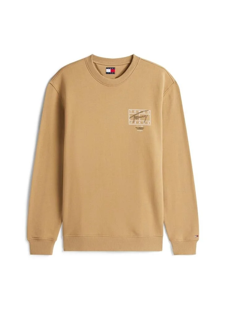 TOMMY JEANS  Regular Entry Dna Play Sweatshirt for Men | Best Price UAE