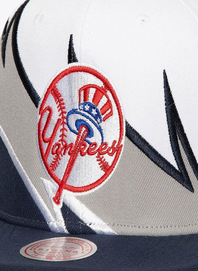 Mitchell & Ness NY New York Yankees Waverunner Snapback Cap, Adjustable Hat White Blue - Image 4