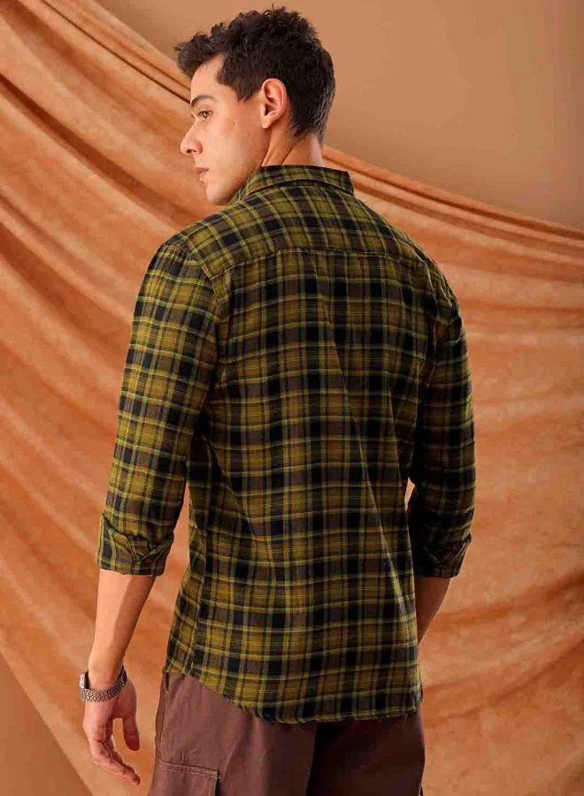 The Indian Garage Co Men Slim Fit Checkered Full Sleeves Cutaway Collar Casual Shirt