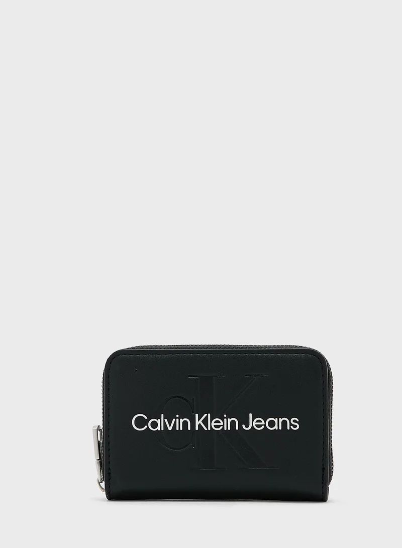 Calvin Klein Jeans Sculpted Zip-Around Wallet
