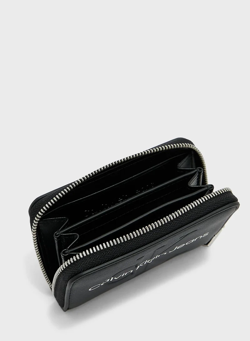 Calvin Klein Jeans Sculpted Zip-Around Wallet