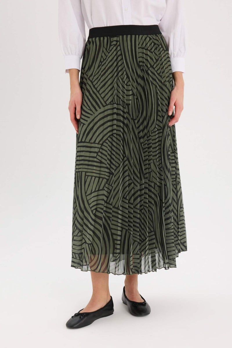DeFacto Pleat Printed Chiffon Maxi Skirt - Image 4