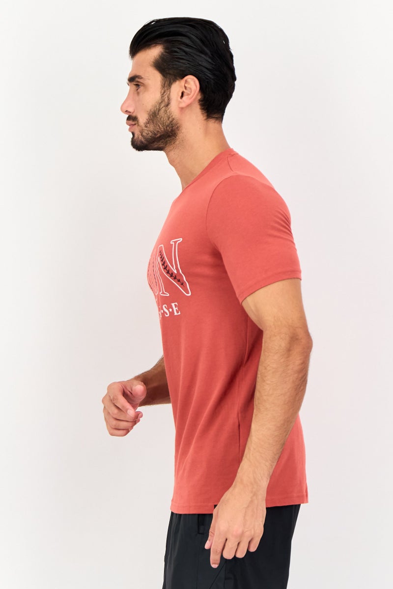 UNDER ARMOUR تي شيرت رجالي فضفاض بأكمام قصيرة للخارج، بني - Image 2