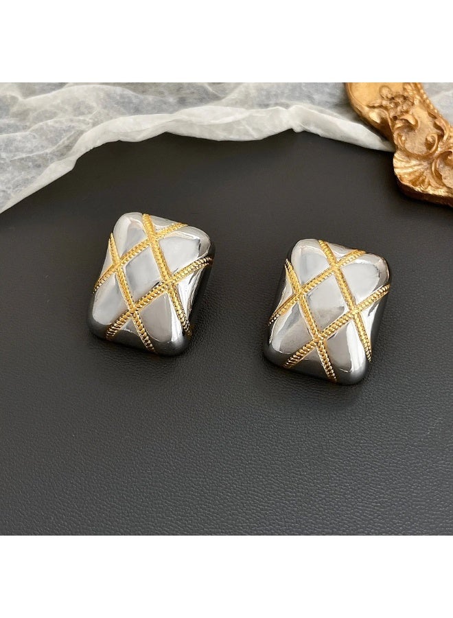 The Black Pearl Accessories Two Tone Golden Silver Stainless Steel Earring - Image 5