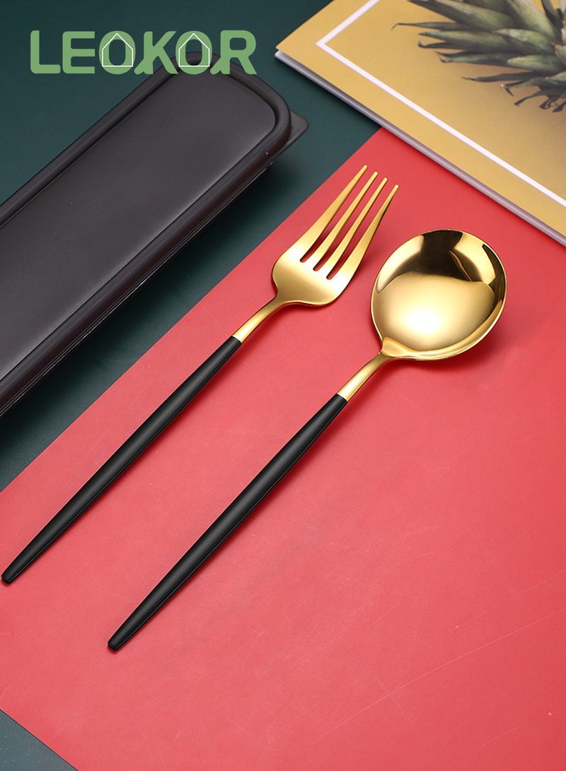 LEOKOR طقم أدوات مائدة مكون من 24 قطعة مع سكاكين وملاعق وشوك طقم أدوات مائدة من الفولاذ المقاوم للصدأ يكفي 6 أشخاص أسود/ذهبي - Image 4
