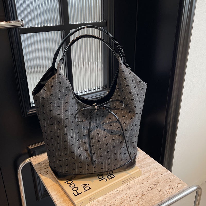 Korean Style Retro Large Capacity Underarm Bag Women'S 2024 Super Popular Bow Tote Bag Portable Shoulder Bag - Image 3