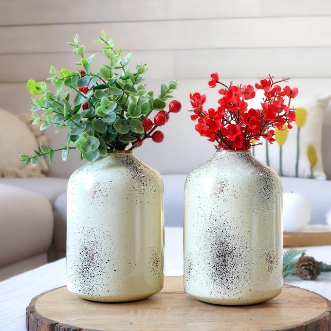 METAL FLOWER VASE FOR HOME DECOR BEDROOM LIVING ROOM OFFICE WEDDING TABLE DECORATIVE ITEM FOR FESTIVALS BIRTHDAY OFF WHITE SPOTTED 105 X 157 CM FLOWER NOT INCLUDED SET OF 2