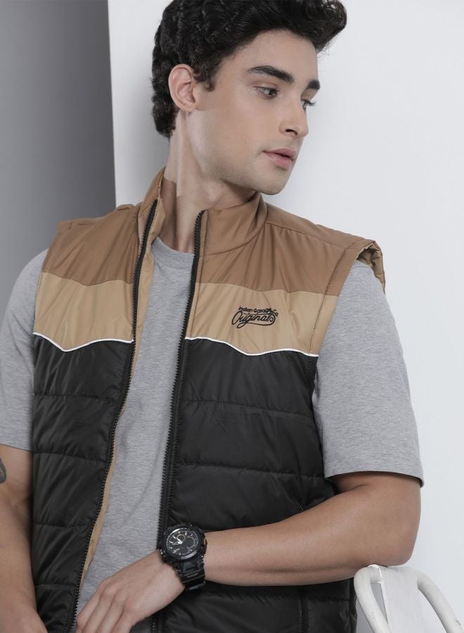 The Indian Garage Co Men Slim Fit Colour Blocked High Neck Sleeveless Jacket - Image 1