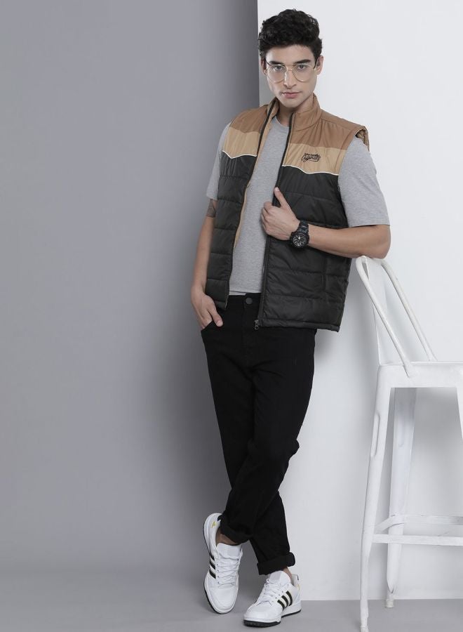 The Indian Garage Co Men Slim Fit Colour Blocked High Neck Sleeveless Jacket - Image 4