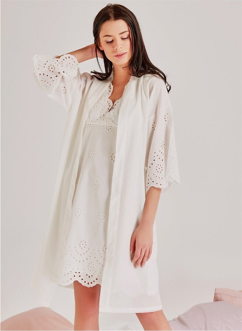 Magic Form Women's Self-Embroidery Patterned Dressing Gown  - Image 1