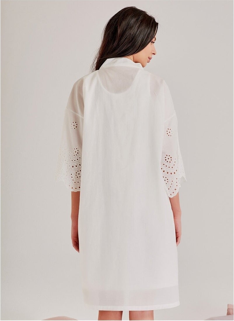 Magic Form Women's Self-Embroidery Patterned Dressing Gown  - Image 3