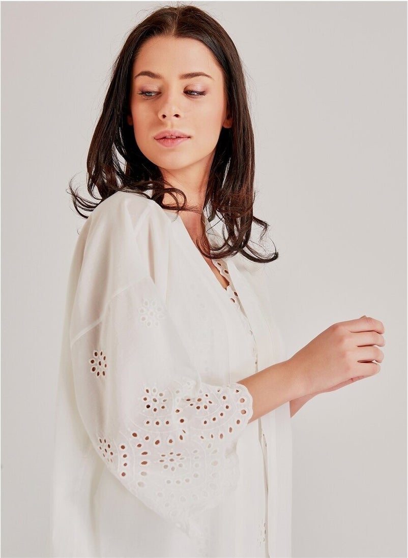 Magic Form Women's Self-Embroidery Patterned Dressing Gown  - Image 4