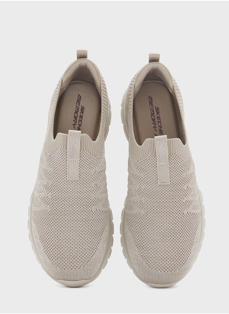 SKECHERS Graceful  - Image 4