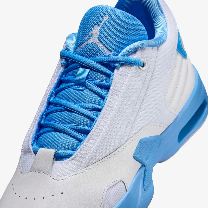 Jordan Women's Max Aura 6 Shoes