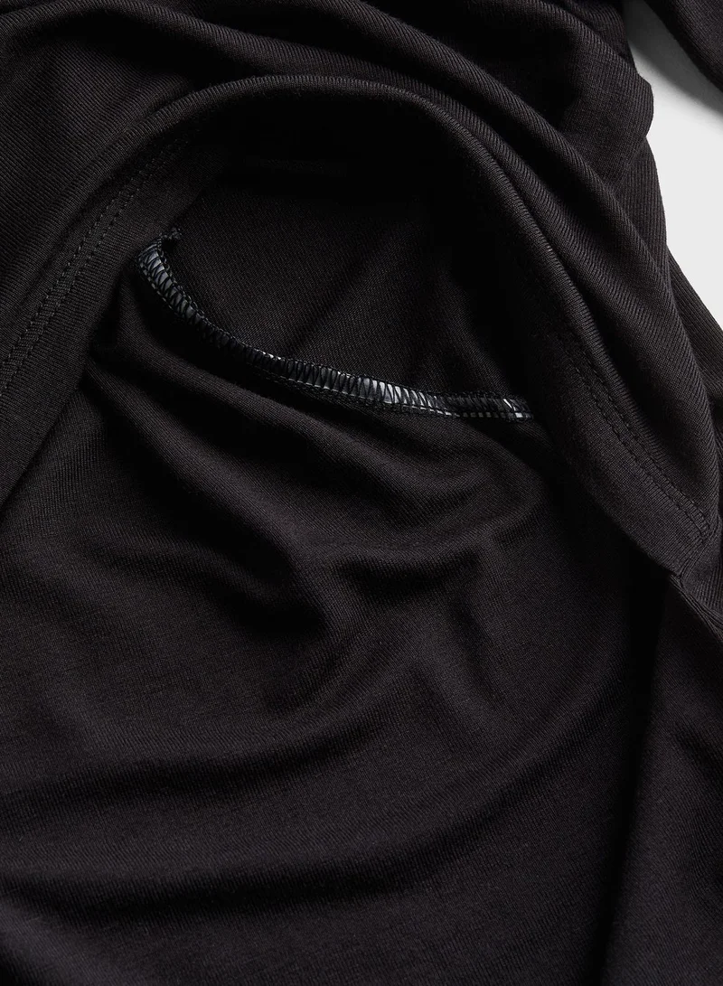 H&M Mama Highneck Top