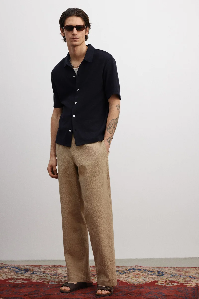 اتش اند ام Relaxed Fit Seersucker trousers