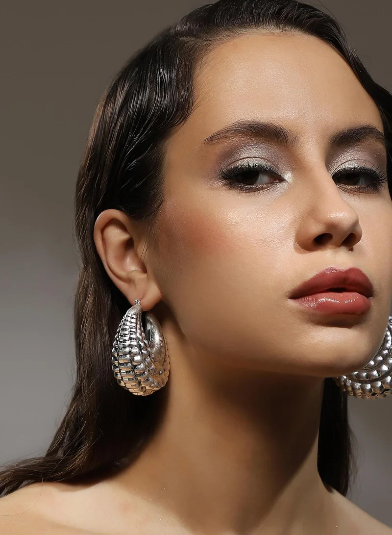 SOHI SOHI Women's The Chunky-Dotted Hoop Earrings For Casual Wear | Metallic  Colour | Alloy Material | Hinge Closure | Metallic Earrings | Hoop Earrings For Women & Girls