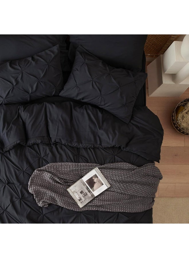 Bedsure King Size Comforter Set Black - Bed in a Bag King Size 7 Pieces, Pintuck Bed Set Gift for Family, Pinch Pleat Black Comforter with Sheets, Pillowcases & Shams - Image 5