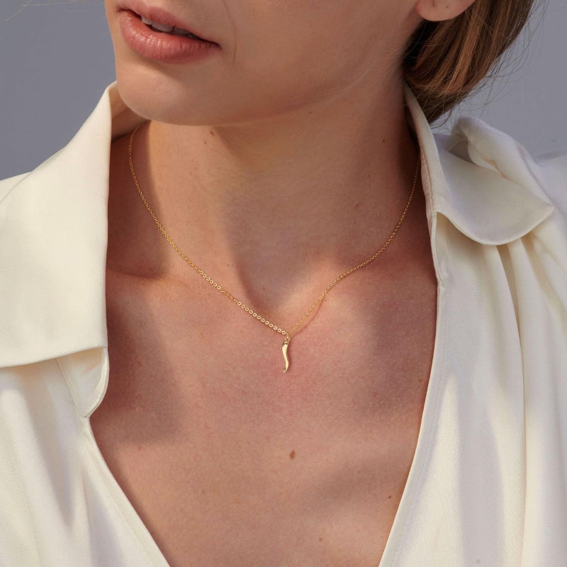VRIUA Gold Necklace for Women 14k Gold Plated Dainty ltalian Horn Necklace Simple Delicate Jewelry Everyday for Women - Image 5
