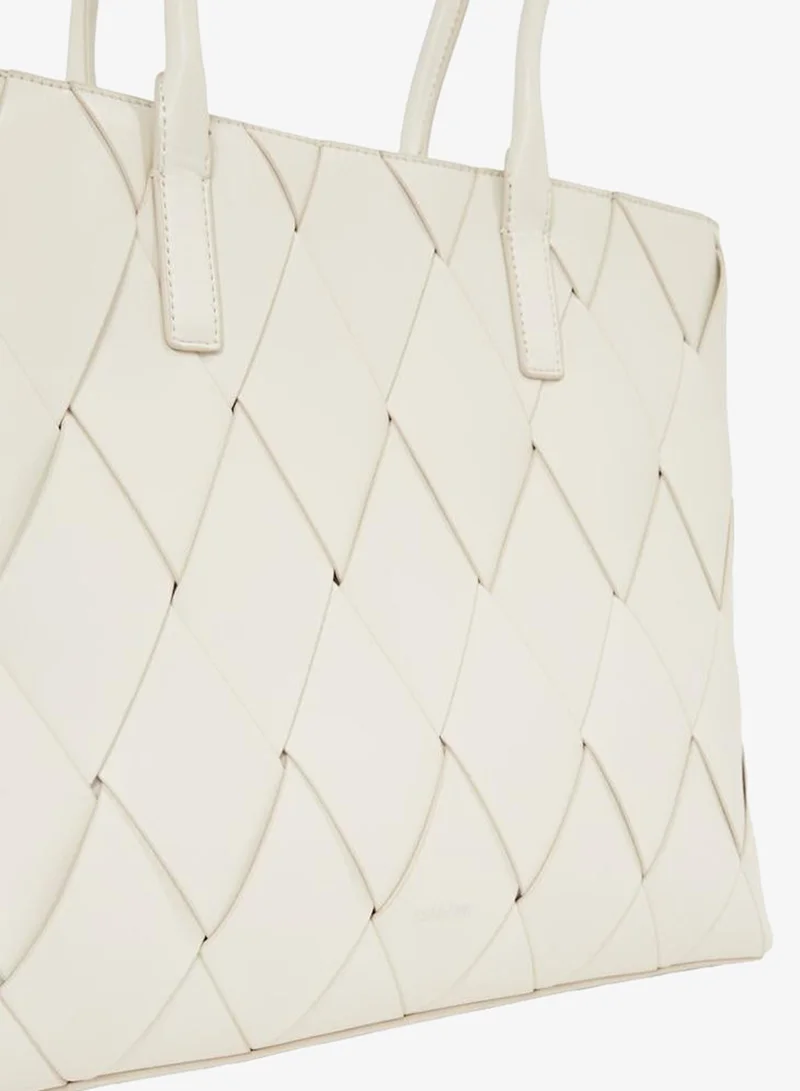 كالفن كلاين شوبير متوسط