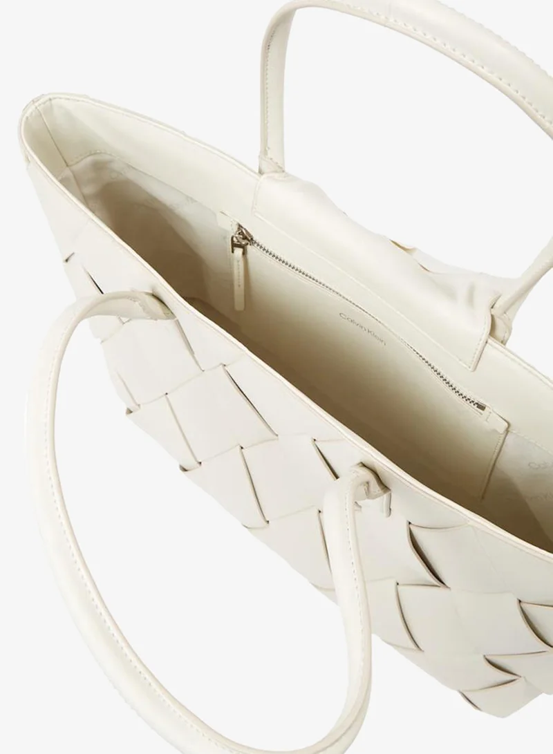 كالفن كلاين شوبير متوسط