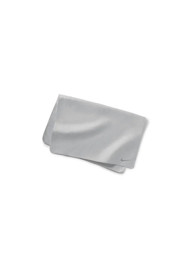 Nike Men's Swimming Hydro Towel
