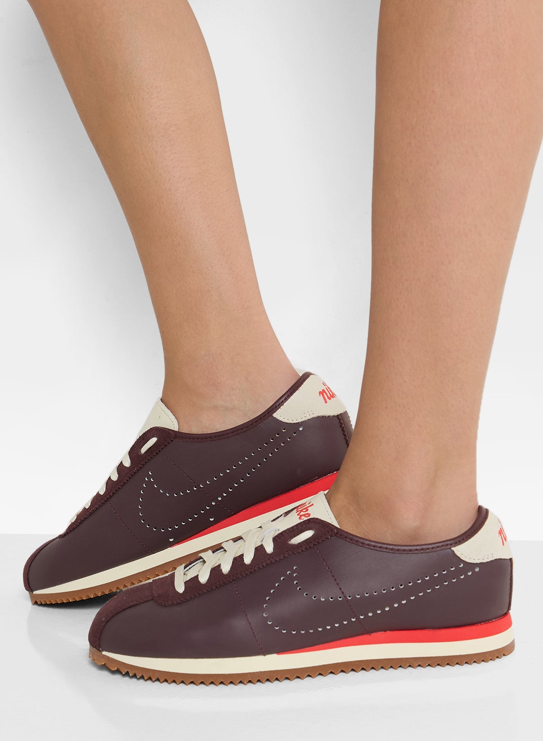 nike cortez leather burgundy crush