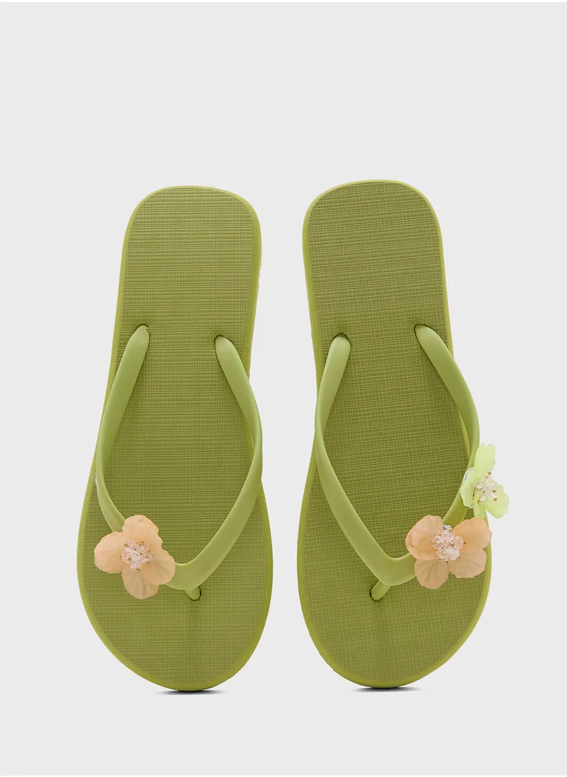 Ginger Floral Trim Flipflop