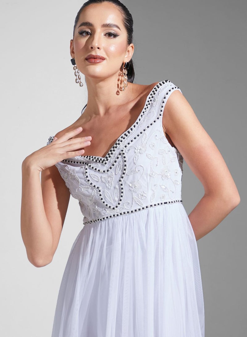 Namshi x Embellished Tulle Maxi Dress  - Image 3
