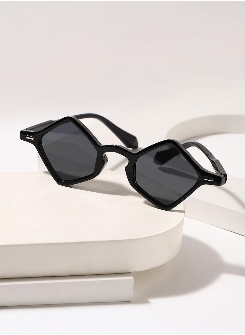 Haute Sauce Polarized Full Rim Diamond Sunglasses For Women  - Image 2
