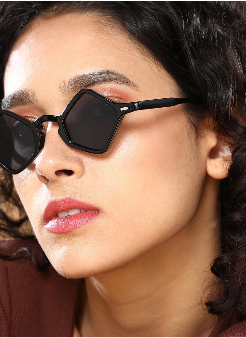 Haute Sauce Polarized Full Rim Diamond Sunglasses For Women  - Image 4