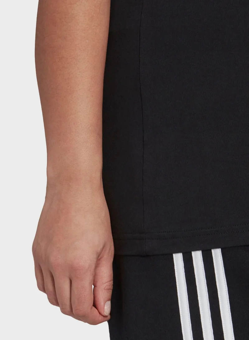 adidas تيشيرت كاجوال