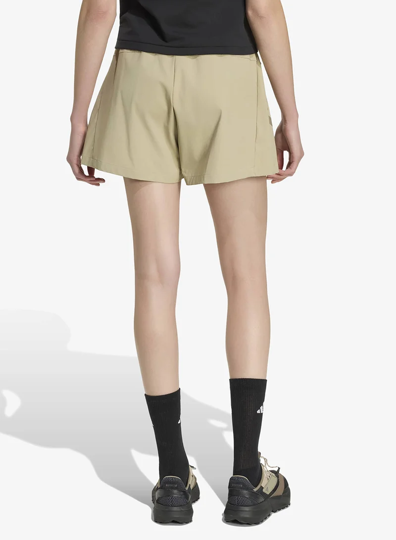 اديداس شورت ... منسوج