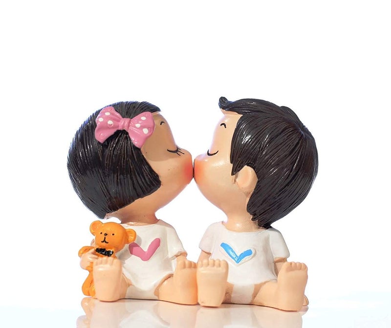 Lilone Beautiful Kissing Couple Showpiece for Valentine Birthday for Girlfriend Boyfriend - Image 1