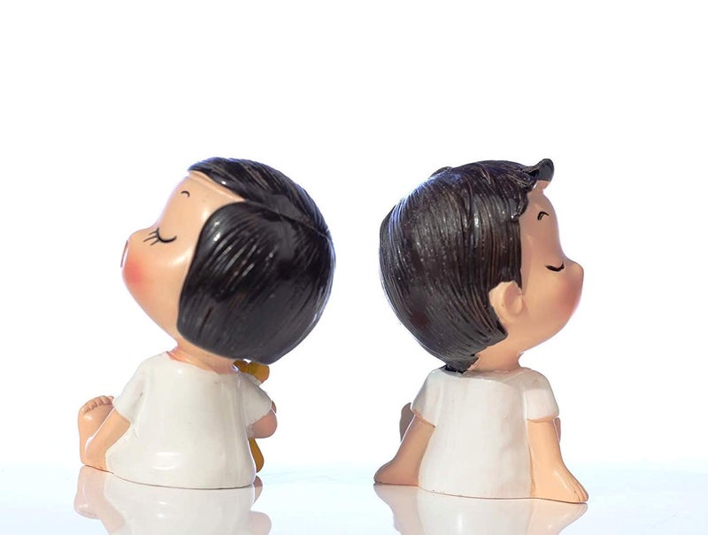 Lilone Beautiful Kissing Couple Showpiece for Valentine Birthday for Girlfriend Boyfriend - Image 2