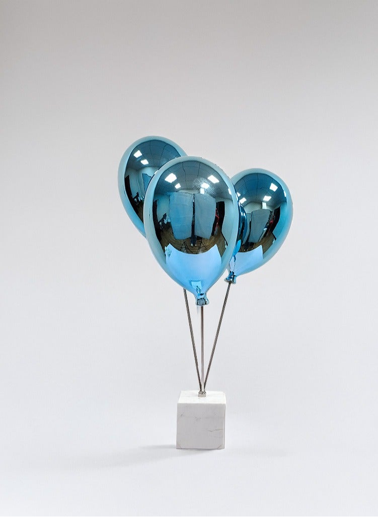 Resin Balloon Decoration Model Room Creative Balloons Sculpture Decor item Blue  - Image 3