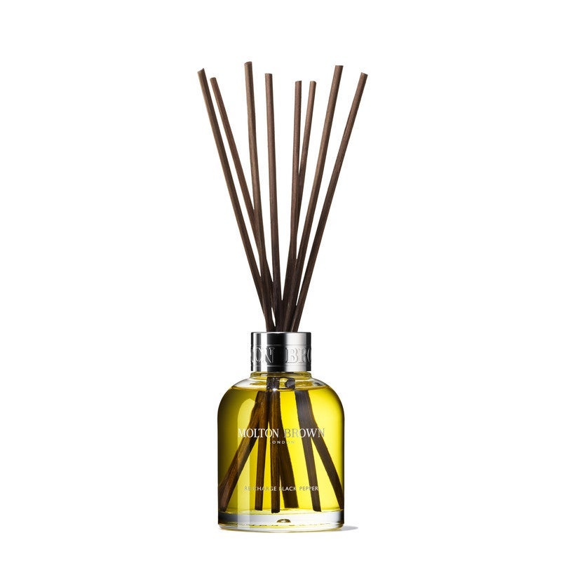 MOLTON BROWN Re-Charge Black Pepper Aroma Reeds 150ml - Image 2