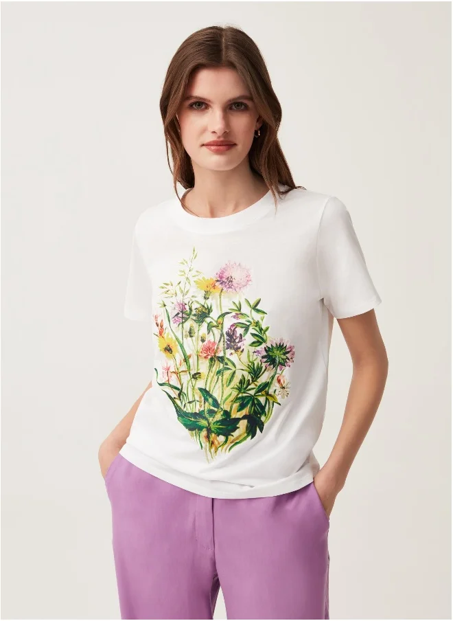 او في اس Cotton T-shirt with flower print